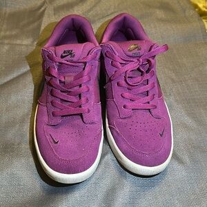 Nike SB Force 58